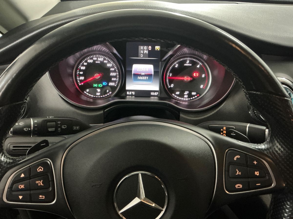 Mercedes-Benz V-Klasse 2017 — photo 38