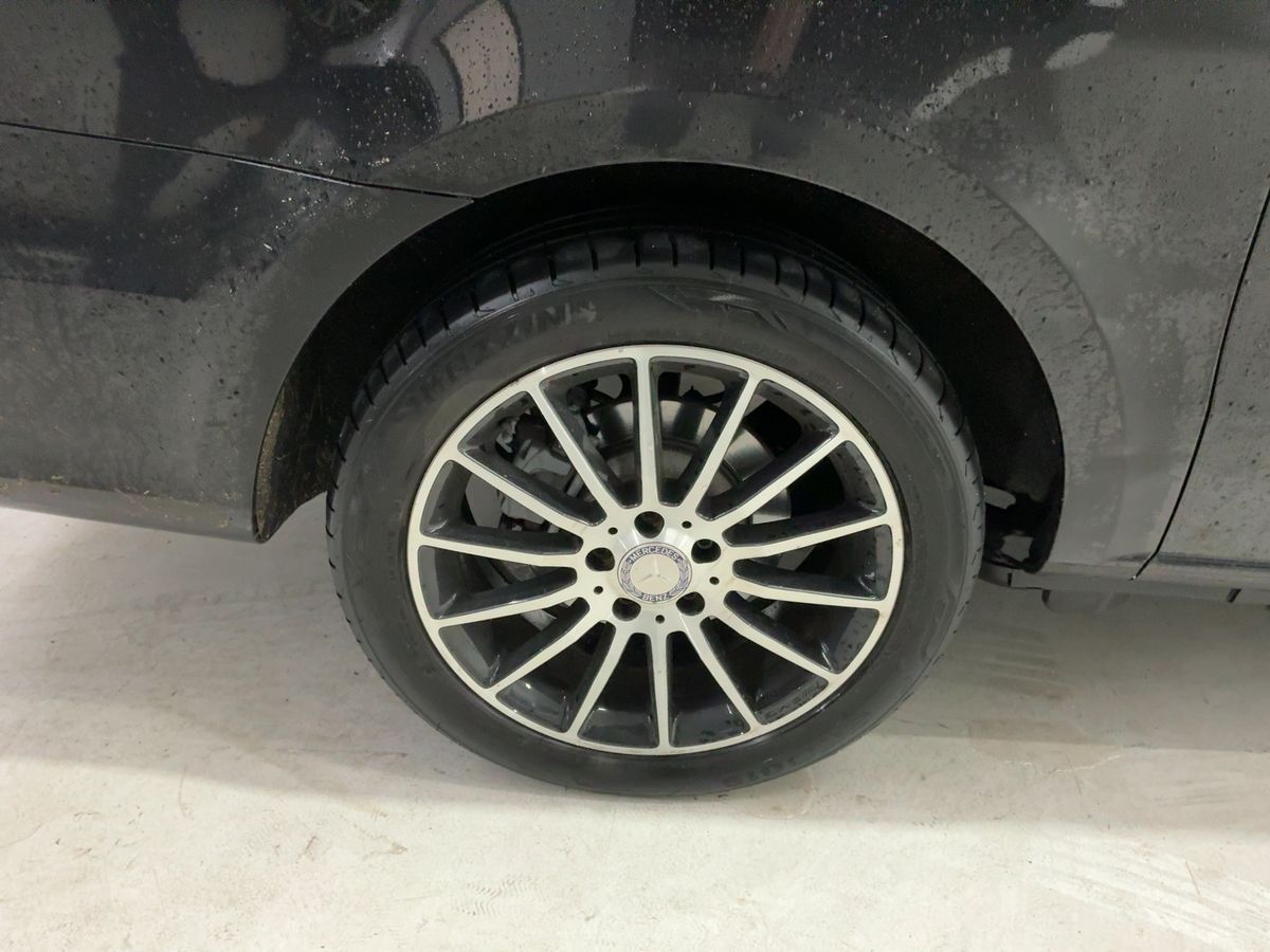 Mercedes-Benz V-Klasse 2017 — photo 10