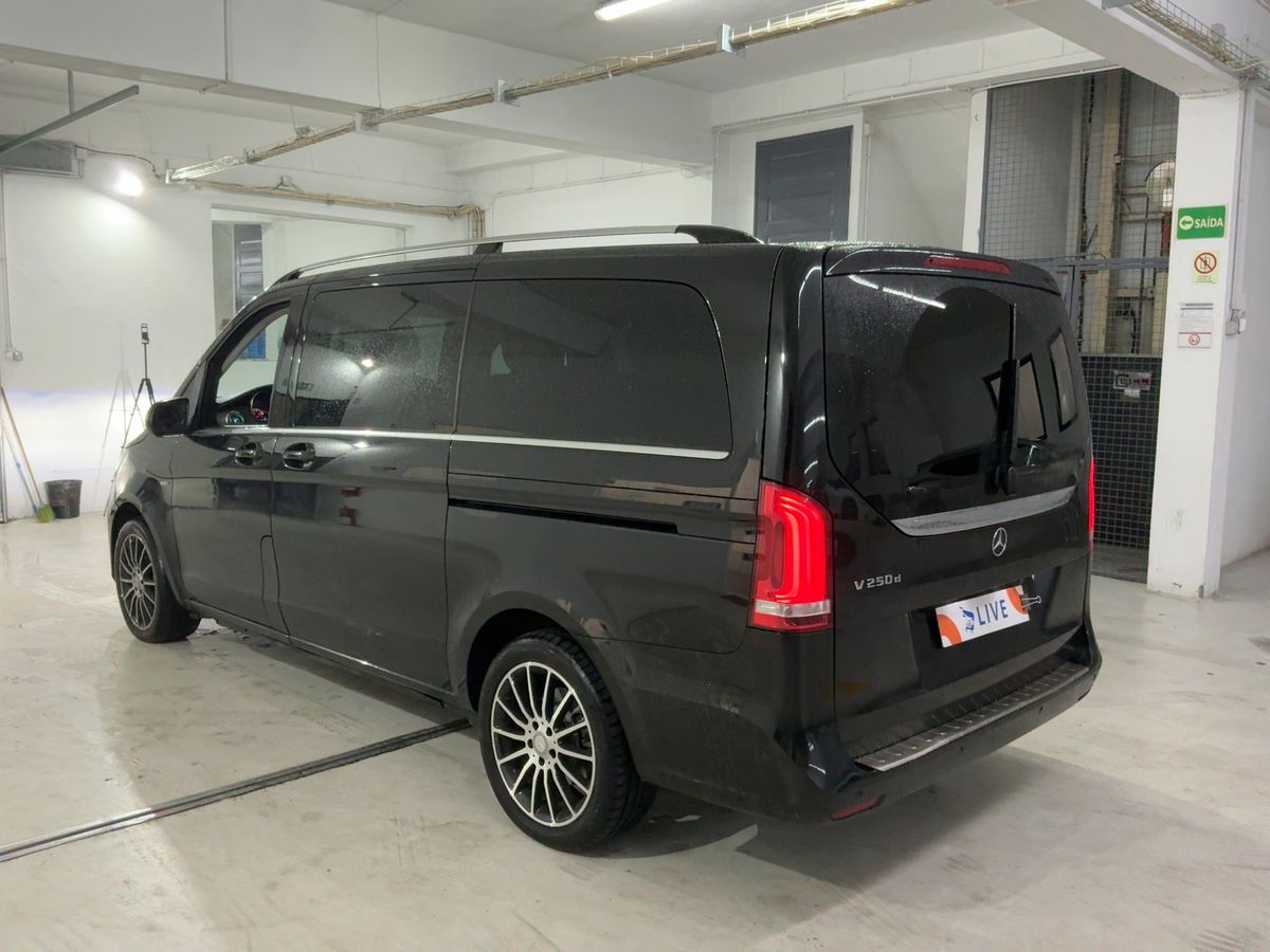 Mercedes-Benz V-Klasse 2017 — photo 7