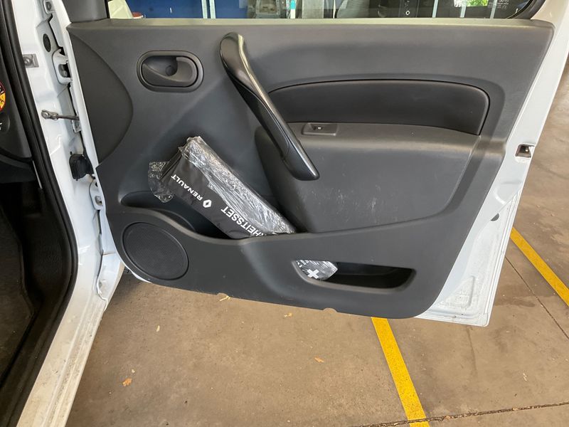 Renault Kangoo 1.5 BLUE dCi Rapid Extra 2020 – снимка 25