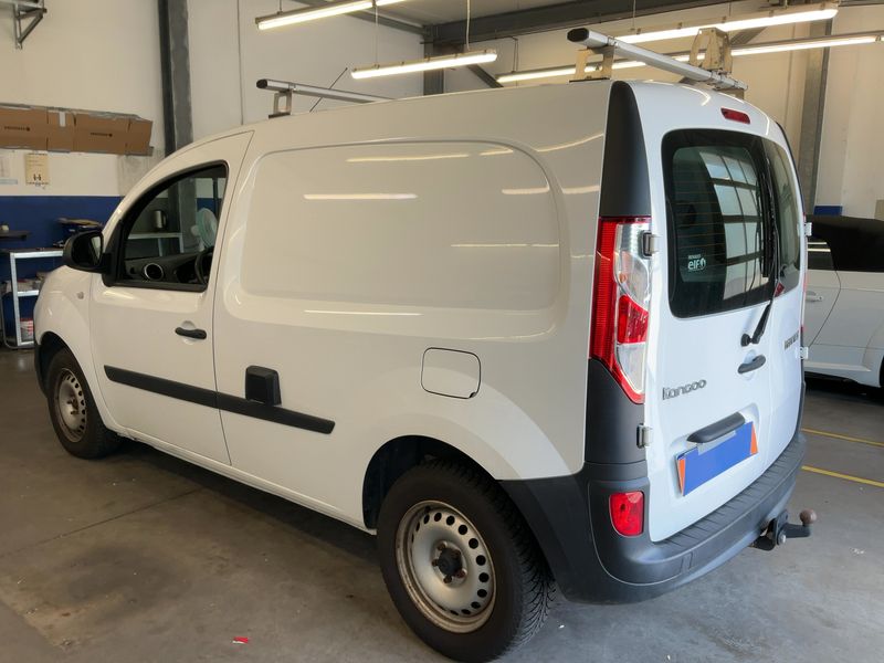 Renault Kangoo 1.5 BLUE dCi Rapid Extra — zdjęcie 3