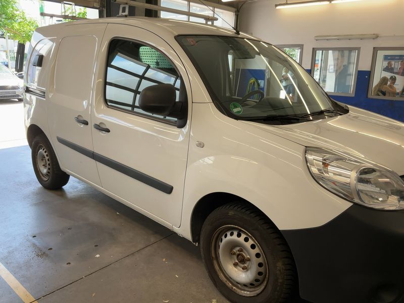 Renault Kangoo 1.5 BLUE dCi Rapid Extra — zdjęcie 8