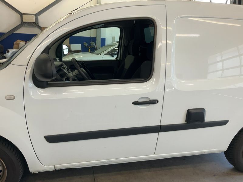 Renault Kangoo 1.5 BLUE dCi Rapid Extra — zdjęcie 4