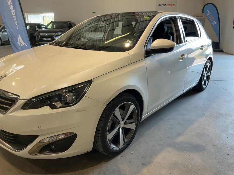 Peugeot 308 1.2 e-THP Feline 2017 – снимка 2