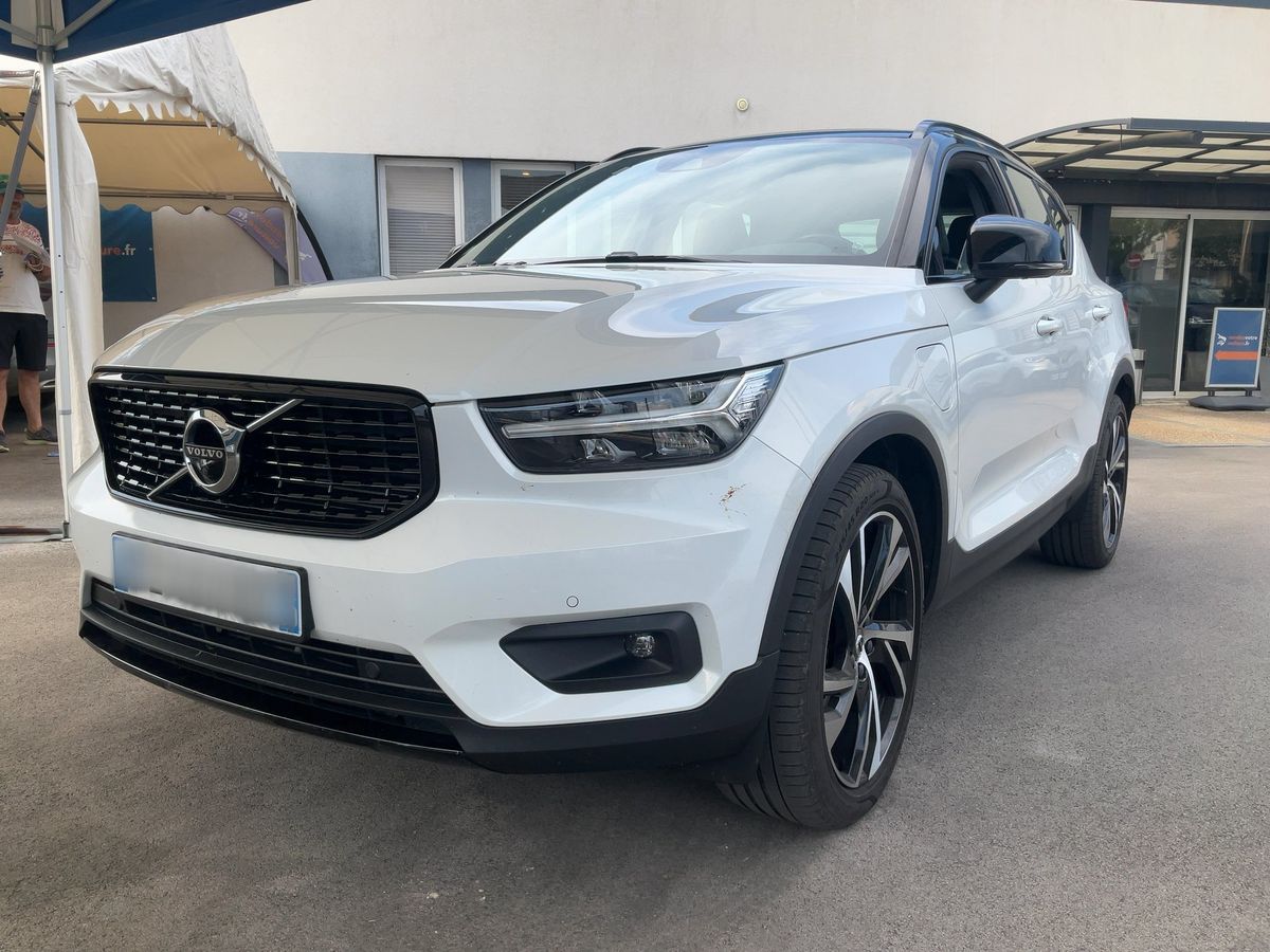 Volvo XC40 2021