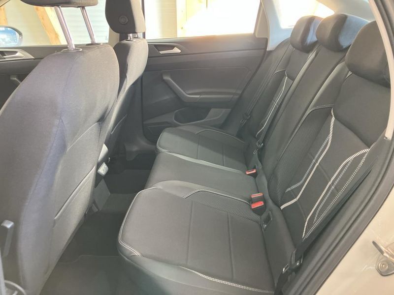 Volkswagen Taigo 1.0 TSI Style — zdjęcie 12