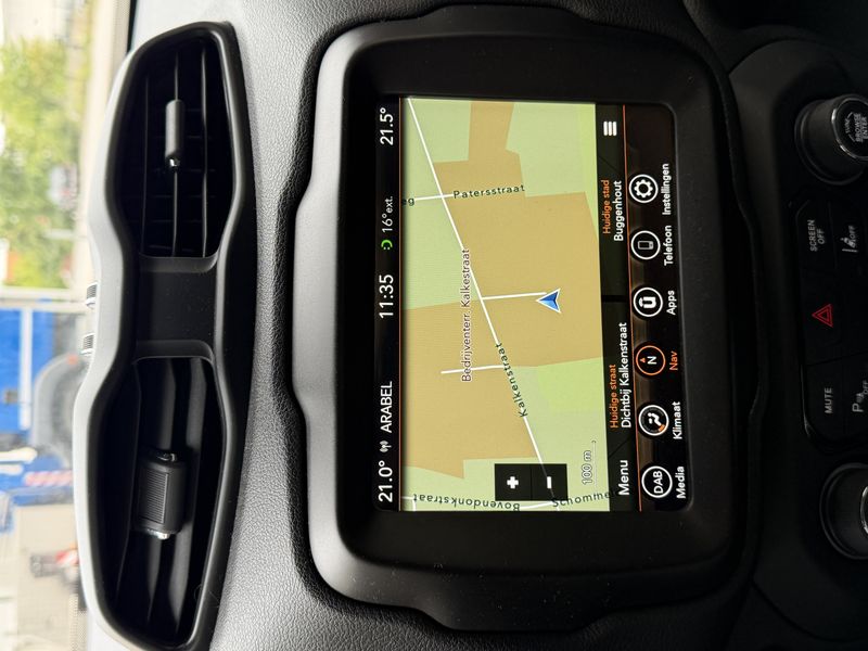 Jeep Renegade 1.3 TGDi Limited 4x2 — zdjęcie 13