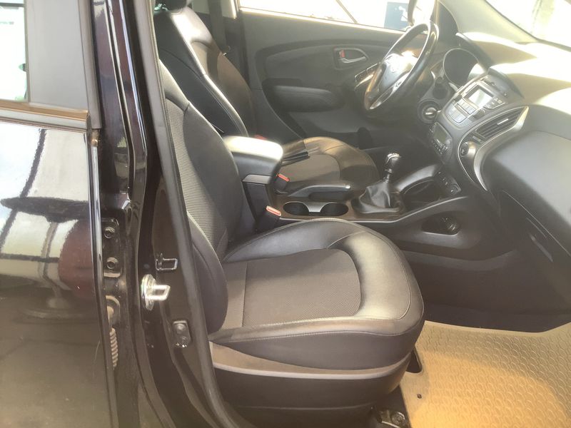 Hyundai ix35 2.0 GDI Trend AWD — zdjęcie 11