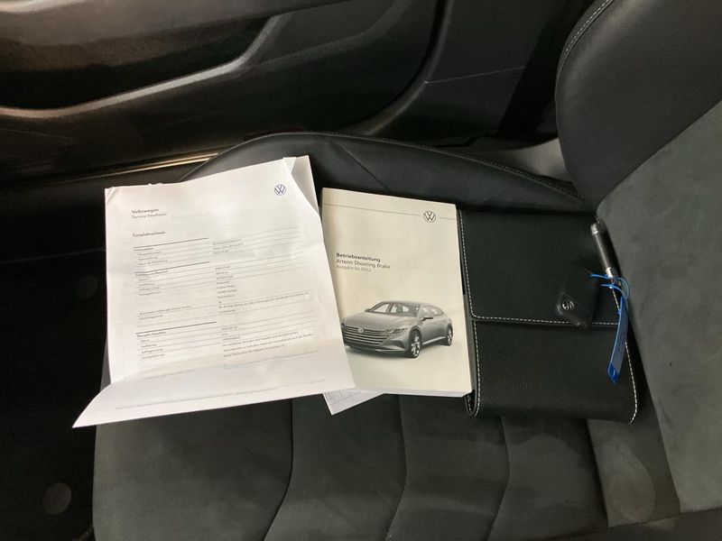Volkswagen Arteon Shooting Brake 2.0 TSI R-Line — zdjęcie 17