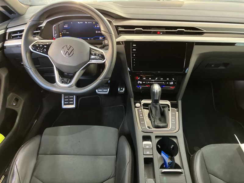 Volkswagen Arteon Shooting Brake 2.0 TSI R-Line — zdjęcie 21