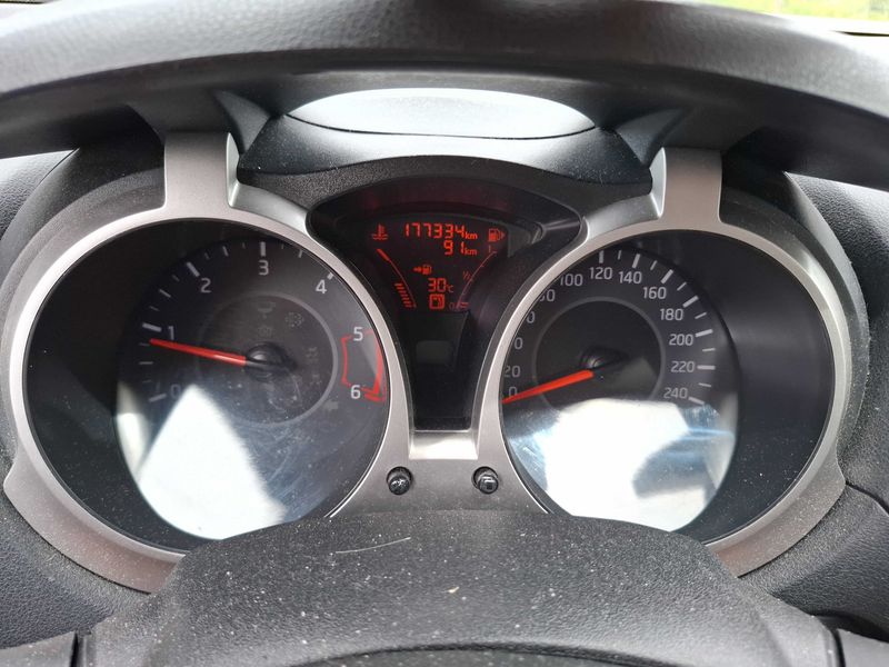Nissan Juke 1.5 Turbodiesel N-Connecta — zdjęcie 12