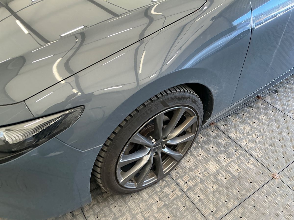 Mazda 3 2019 — photo 35