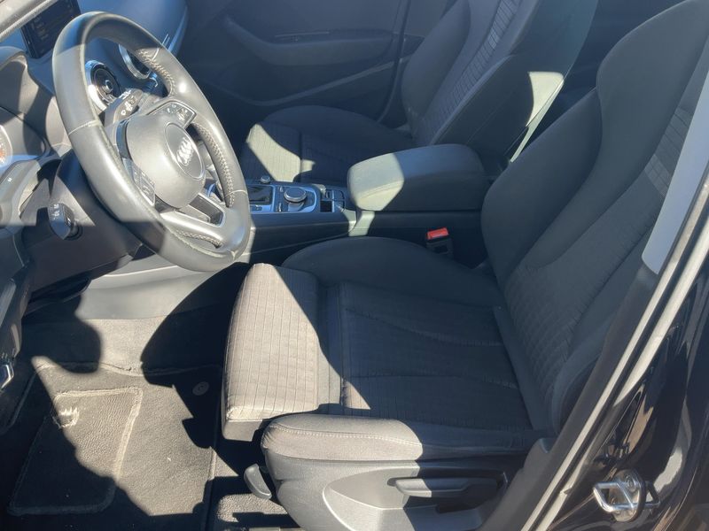 Audi A3 Sportback 1.5 TFSI ACT sport — zdjęcie 11