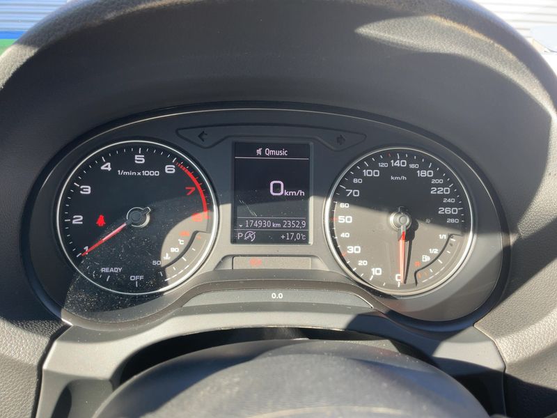 Audi A3 Sportback 1.5 TFSI ACT sport — zdjęcie 13