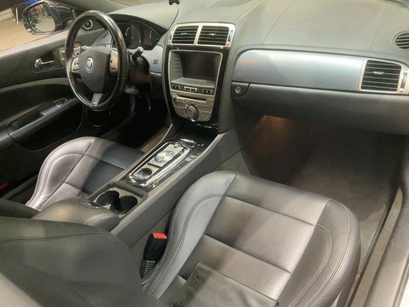 Jaguar XK 5.0 V8 Kompressor XKR — zdjęcie 12