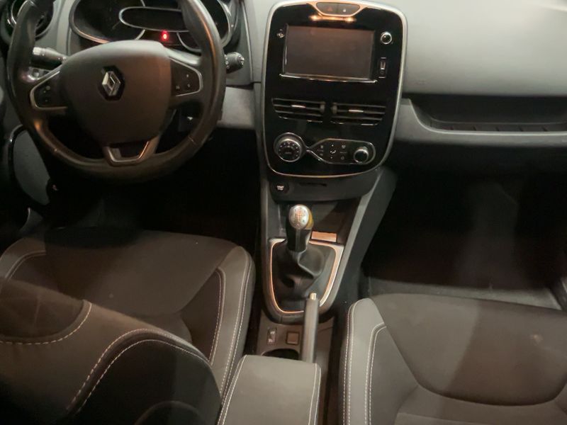 Renault Clio 1.5 dCi Energy Intens 2015 – снимка 17