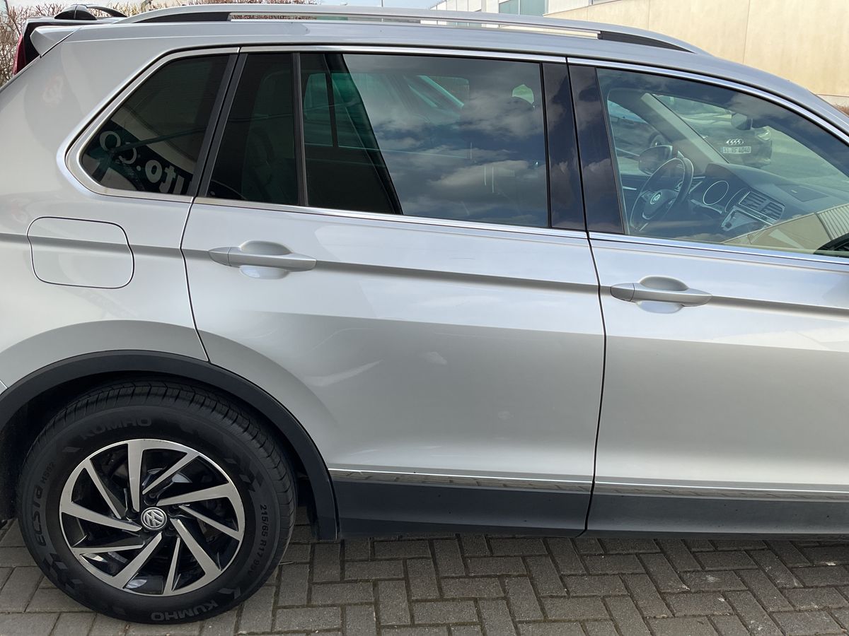 Volkswagen Tiguan 2019 — photo 35