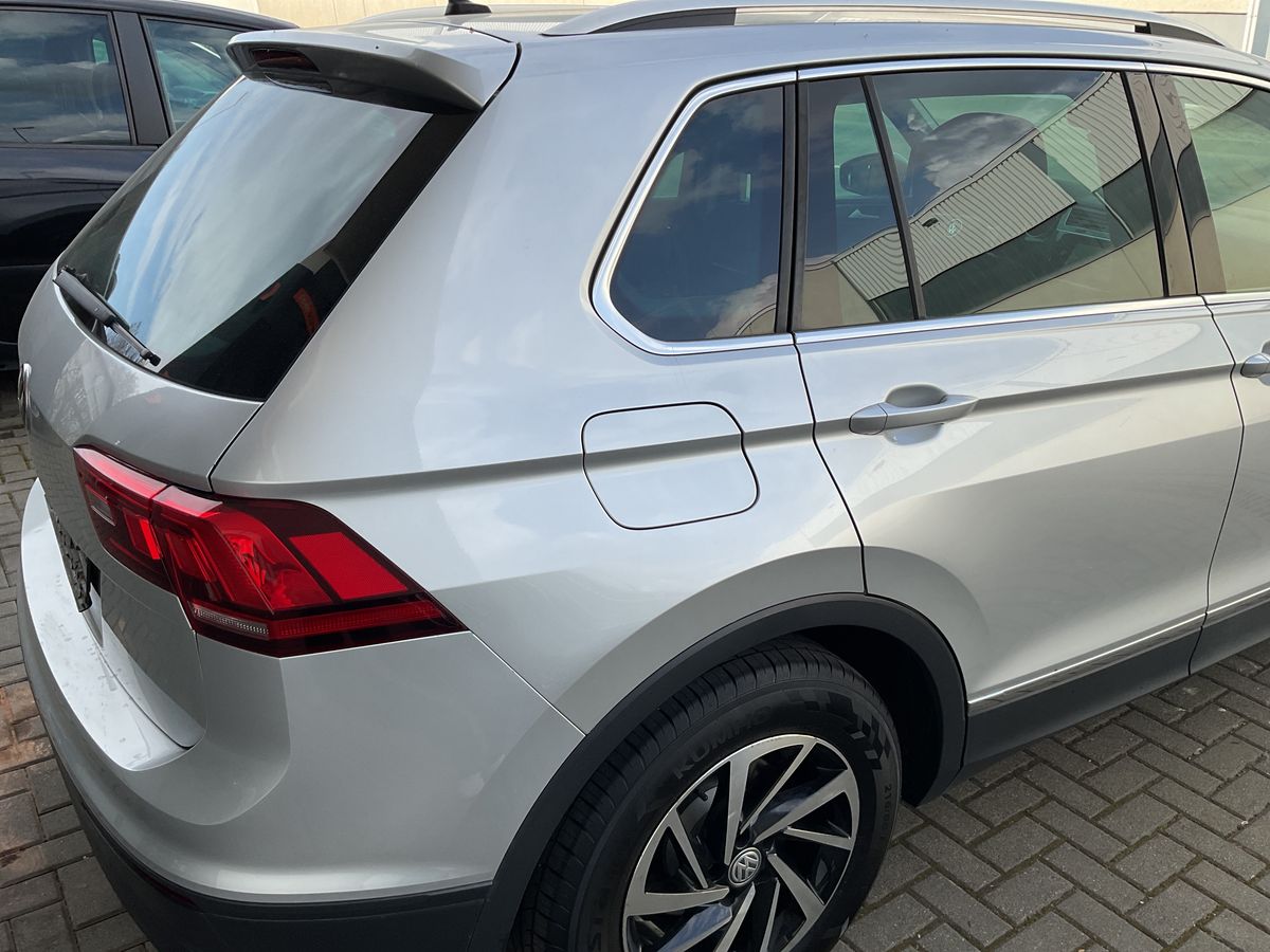 Volkswagen Tiguan 2019 — photo 34