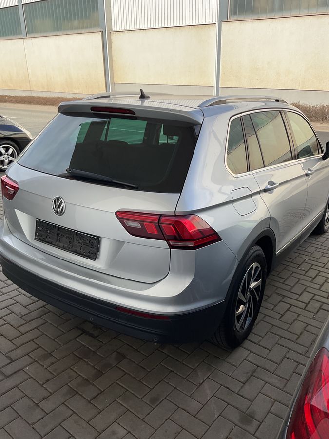 Volkswagen Tiguan 2019 — photo 6