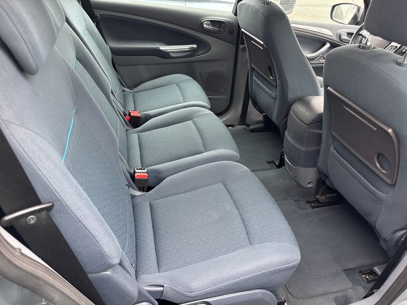Ford S-Max 2.0 TDCi Titanium — zdjęcie 14