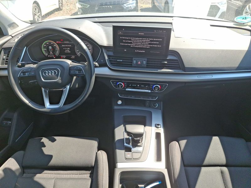 Audi Q5 55 TFSIe quattro S line — zdjęcie 11