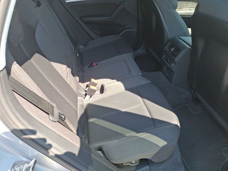 Audi Q5 55 TFSIe quattro S line — zdjęcie 14
