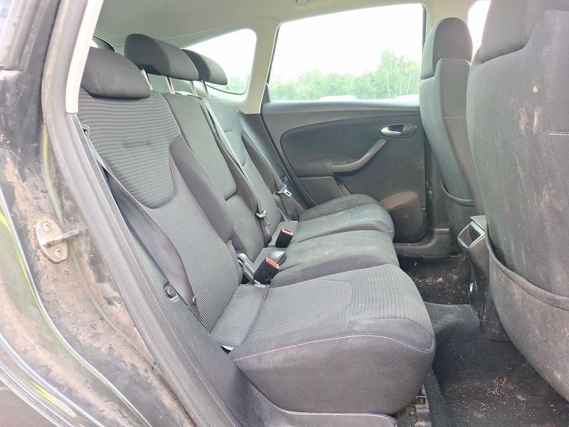 Seat Altea 1.6 TDI Sport Ecomotive — zdjęcie 13