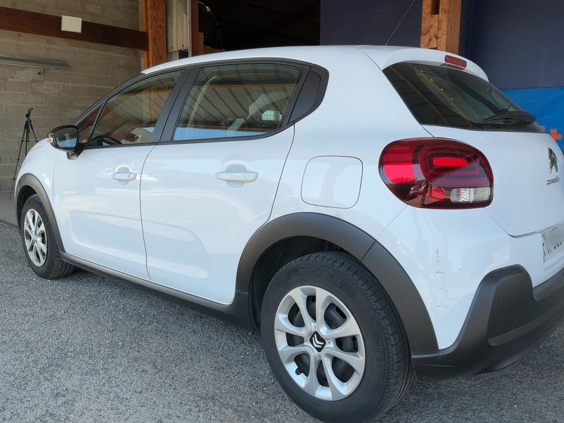 Citroen C3 1.5 Blue-HDi Société Feel — zdjęcie 3