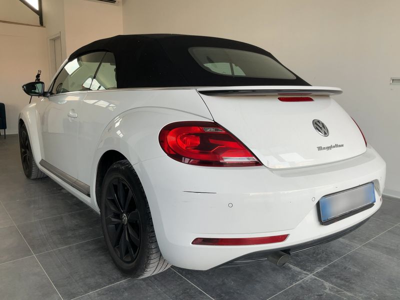 Volkswagen Beetle 2.0 TDI Design BlueMotion Tech — zdjęcie 3