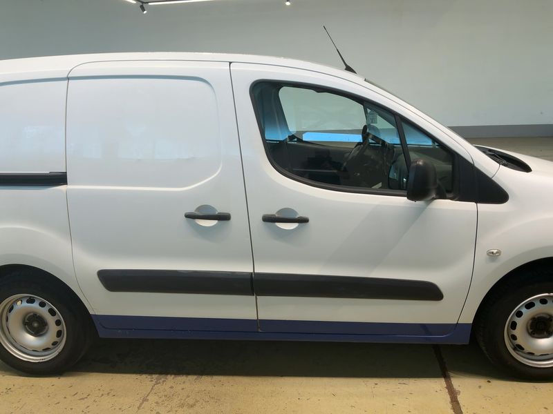 Peugeot Partner 1.6 Blue-HDi L1 Premium — zdjęcie 7