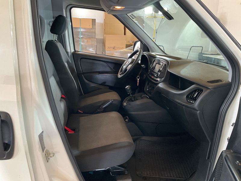 Fiat Doblo 1.6 JTDM SX Maxi Kasten — zdjęcie 11