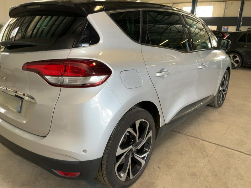 Renault Scenic 1.7 BLUE dCi Intens — zdjęcie 6