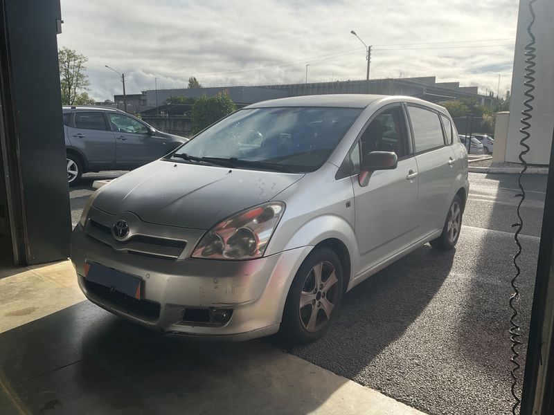 Corolla Verso 2.2 D-4D Les bleus