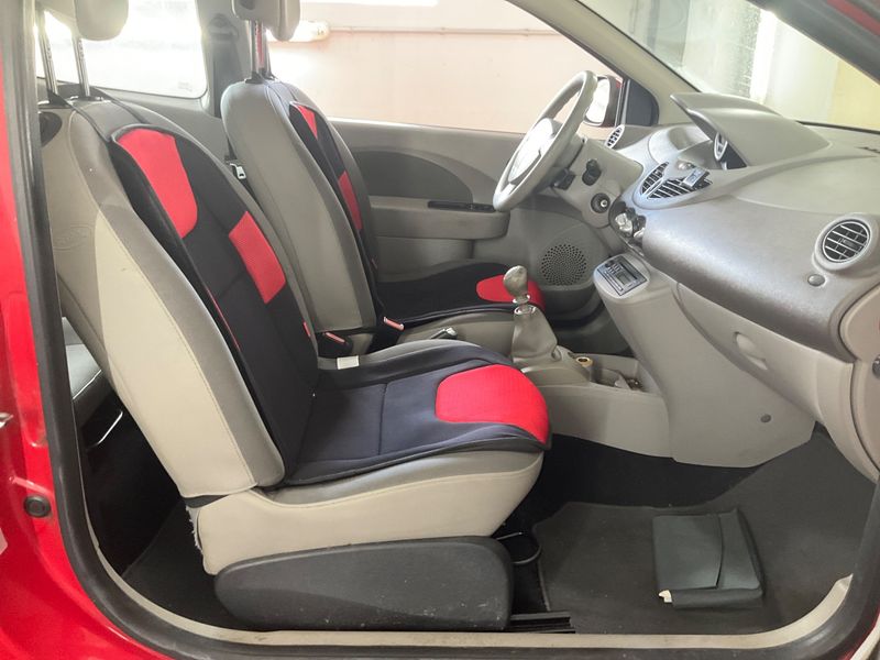 Renault Twingo 1.2 ECO2 — zdjęcie 3