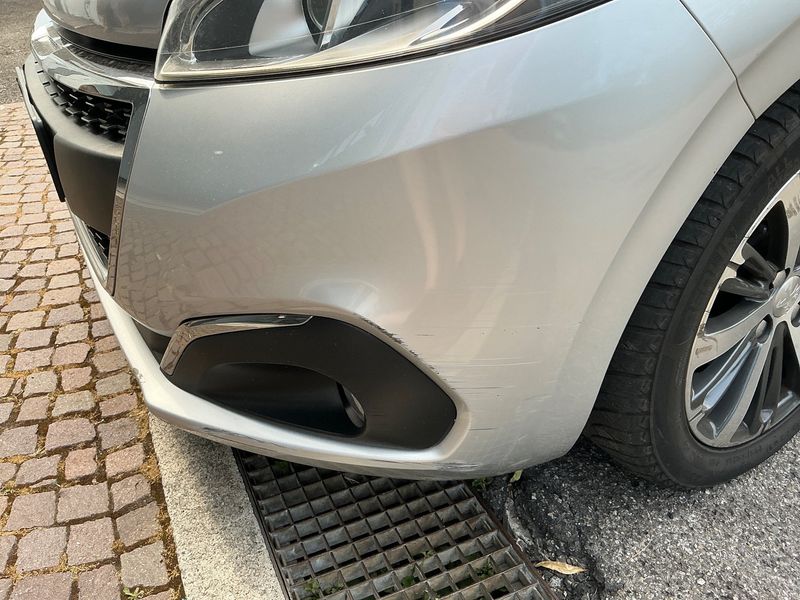 Peugeot 208 1.6 Blue-HDi Allure 2016 – снимка 46