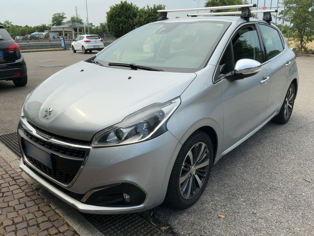 Peugeot 208 2016