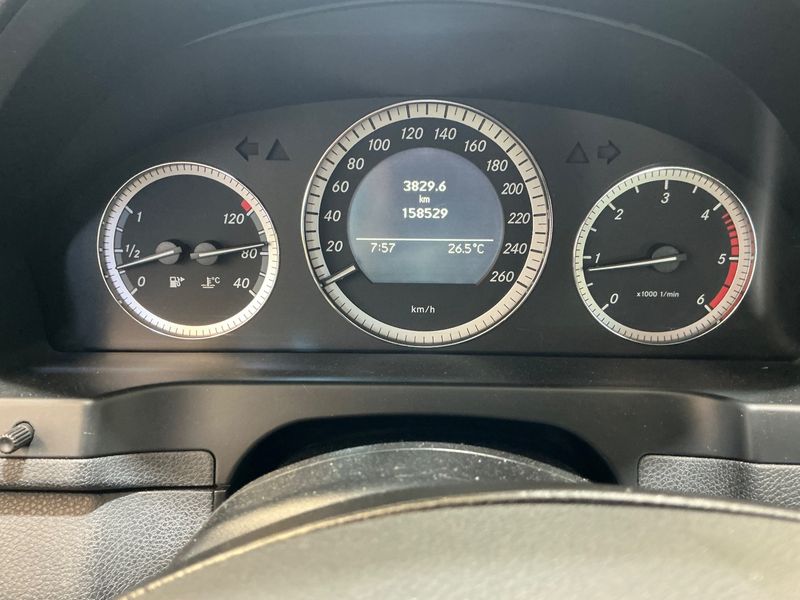 Mercedes-Benz C-Klasse C 220 CDI T Classic 2009 – снимка 19