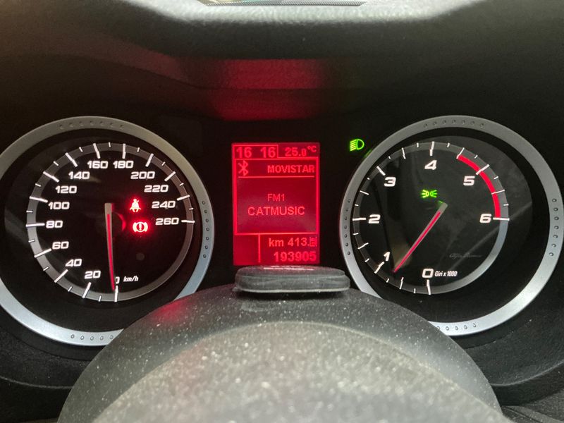 Alfa Romeo Alfa 159 1.9 JTD JTDM / Selective — zdjęcie 4