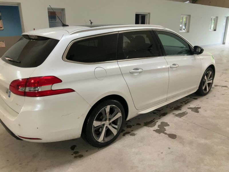 Peugeot 308 1.2 e-THP GT Line — zdjęcie 6