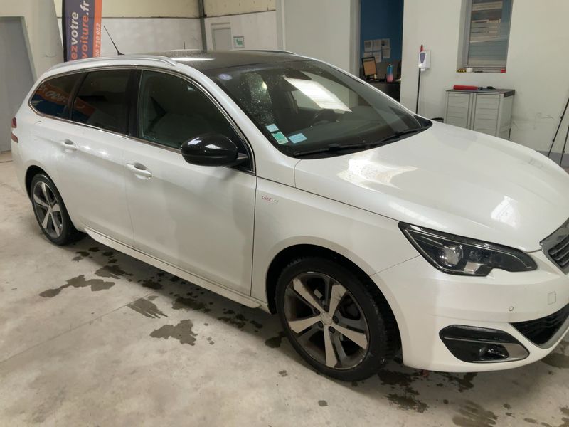 Peugeot 308 1.2 e-THP GT Line — zdjęcie 8
