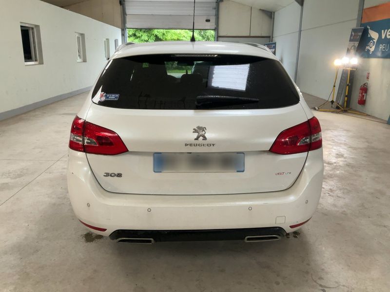Peugeot 308 1.2 e-THP GT Line — zdjęcie 5