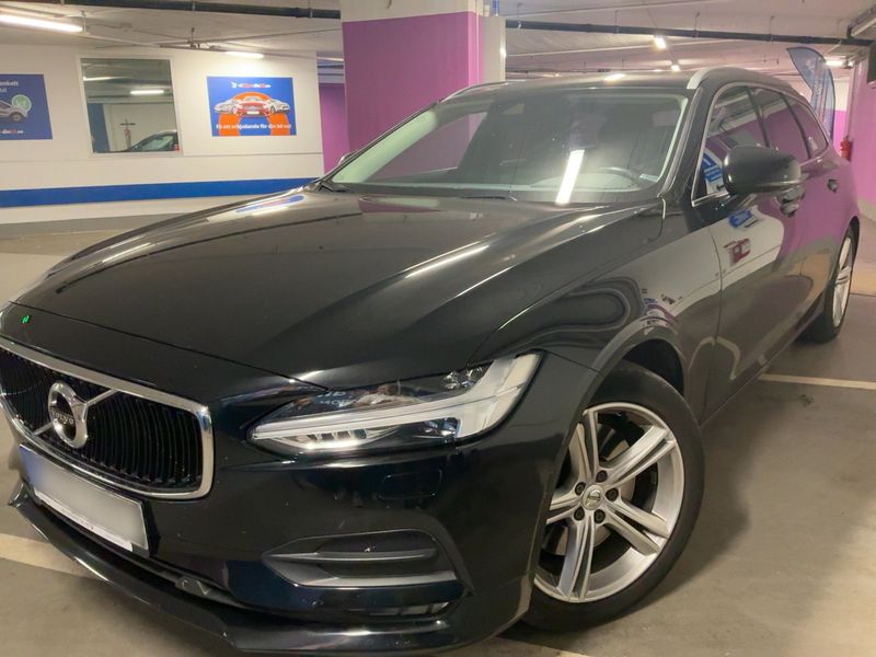 Volvo V90 2.0 T5 Momentum