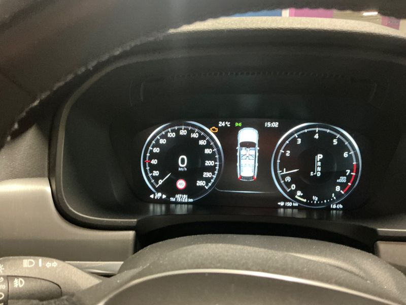Volvo V90 2.0 T5 Momentum — zdjęcie 13