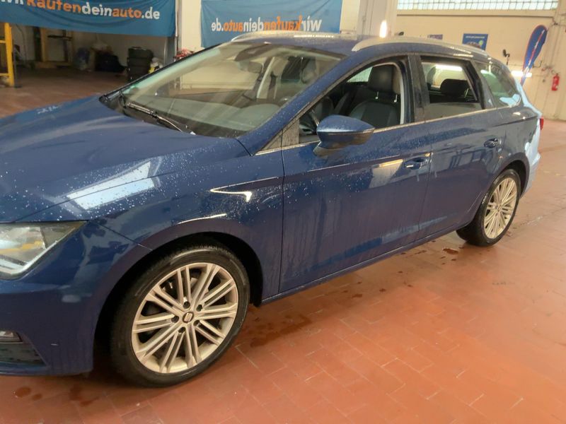 Seat Leon 2.0 TDI Xcellence — zdjęcie 2