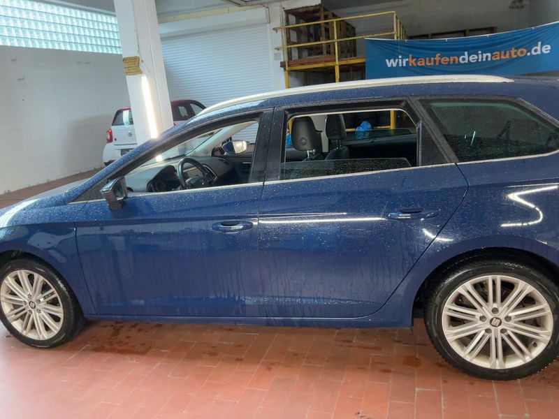 Seat Leon 2.0 TDI Xcellence — zdjęcie 4