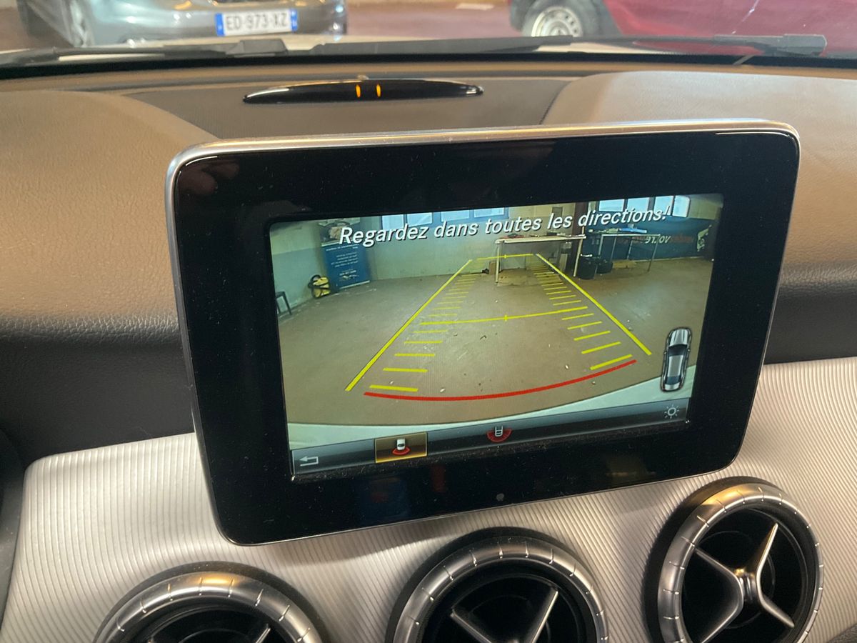 Mercedes-Benz CLA-Klasse 2016 — photo 26