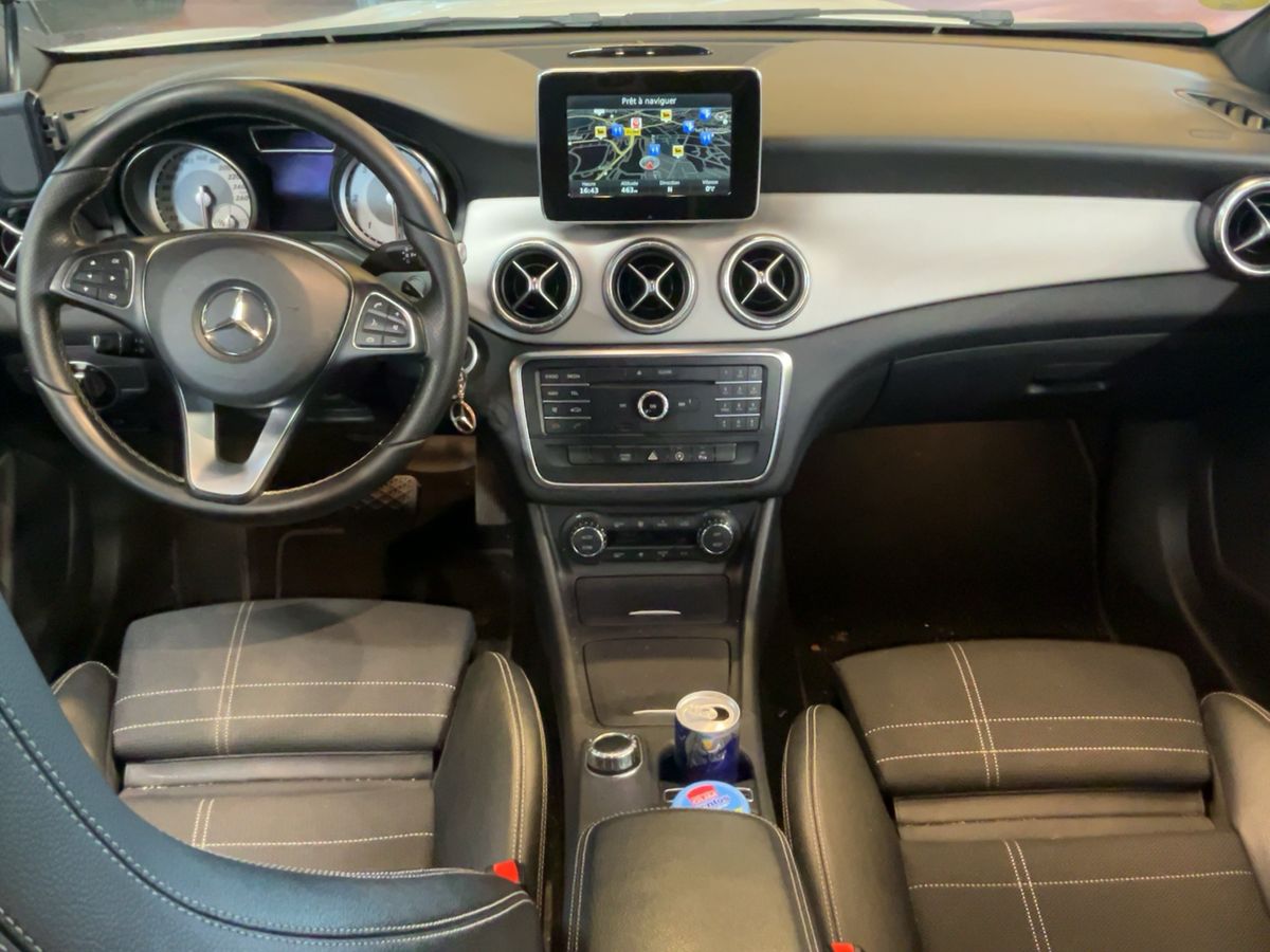 Mercedes-Benz CLA-Klasse 2016 — photo 18