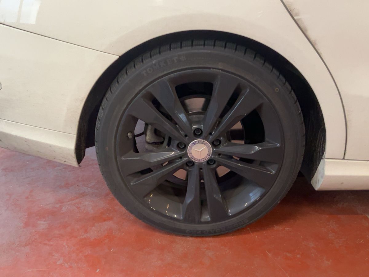 Mercedes-Benz CLA-Klasse 2016 — photo 10