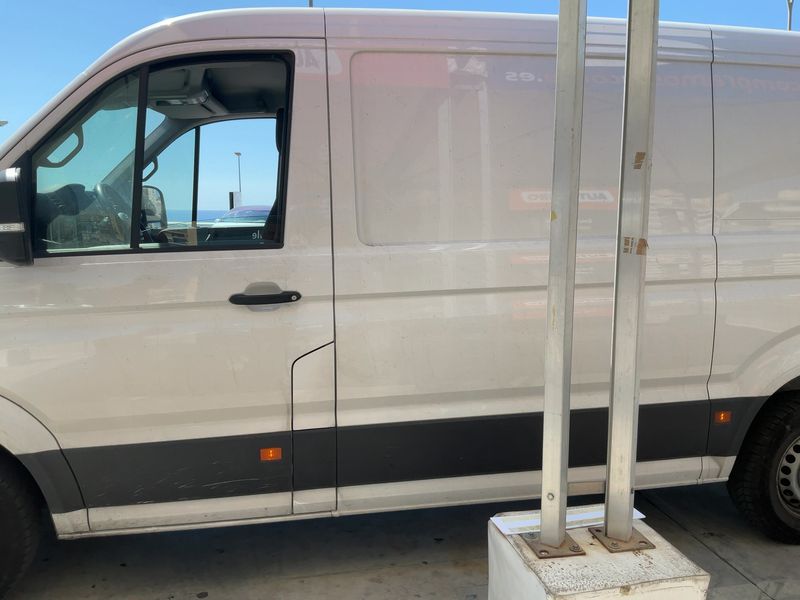 Volkswagen Crafter 2.0 TDI Kasten 35 Trendline mittellang FWD — zdjęcie 4