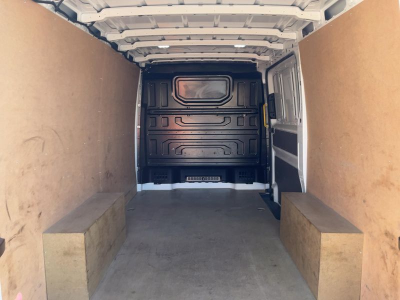 Volkswagen Crafter 2.0 TDI Kasten 35 Trendline mittellang FWD — zdjęcie 10